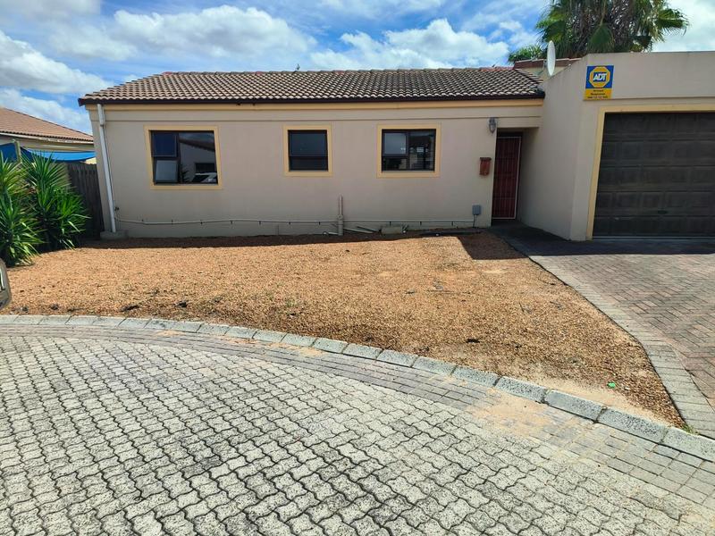 3 Bedroom Property for Sale in Eikenbosch Western Cape